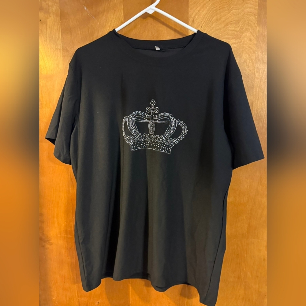 💘Black Crown Embellished Men's T-Shirt
